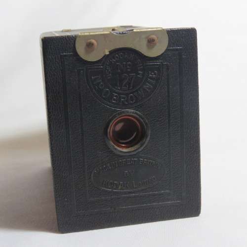 Vintage Kodak No.0 Brownie box camera