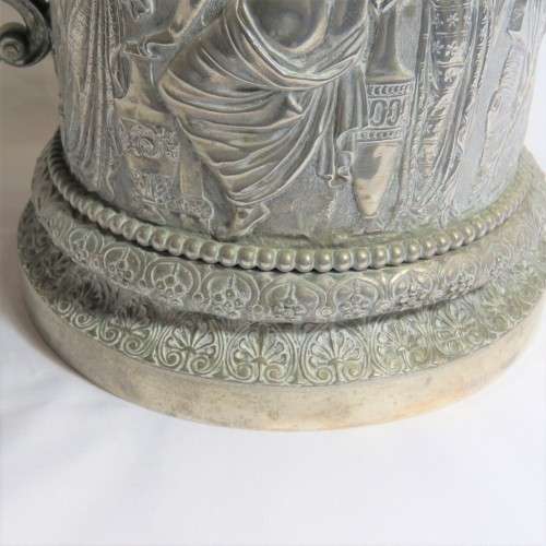 Very large silver plated mug with Greek motive - weight - 3,3 kg - very rarely seen
