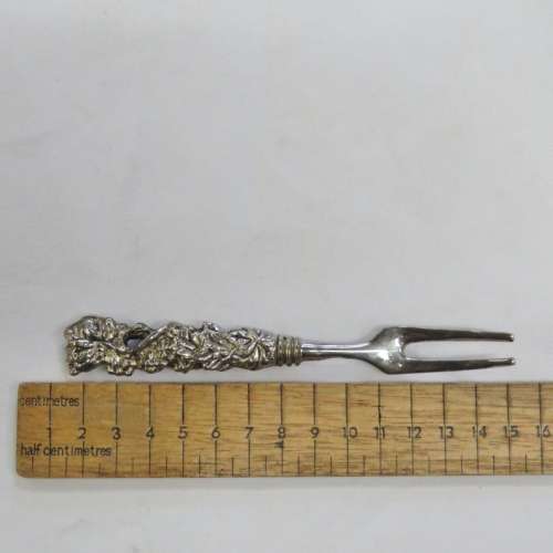 Set of 6 vintage silverplated pickle forks with flower design handles