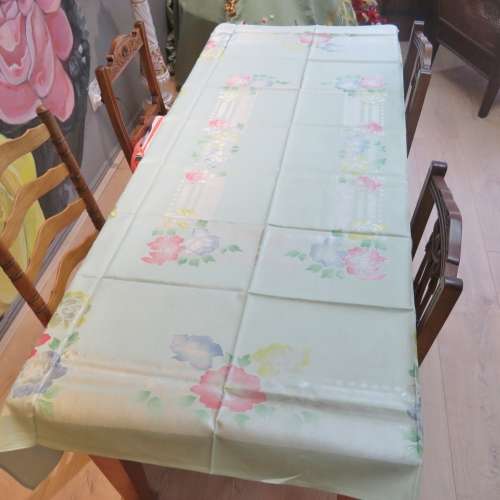 Vintage Damask tablecloth and napkins set - Table cloth 185 x 138 cm - Napkins 38 x 39 cm