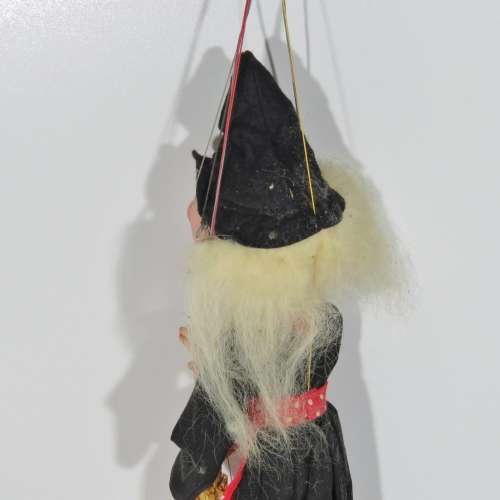 Pelham Puppets SM Witch marionette in box