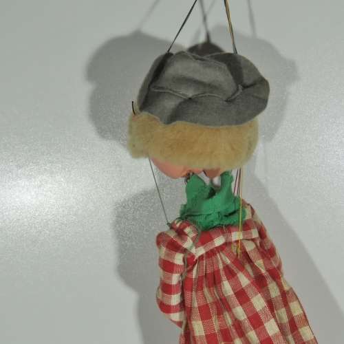 Pelham Puppets SM Farmer marionette in box