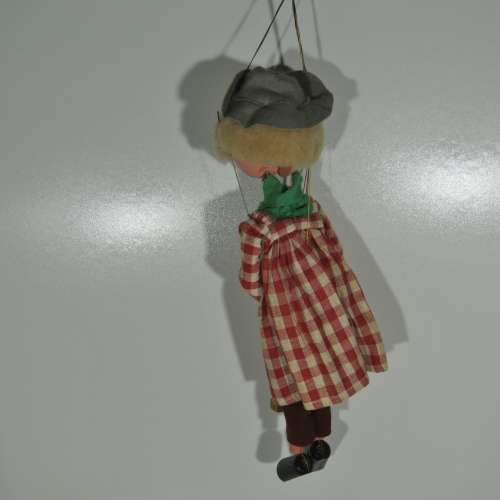 Pelham Puppets SM Farmer marionette in box
