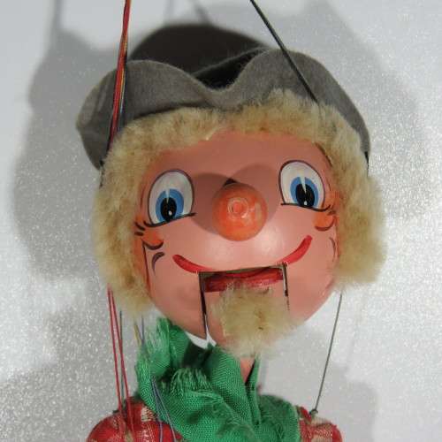 Pelham Puppets SM Farmer marionette in box