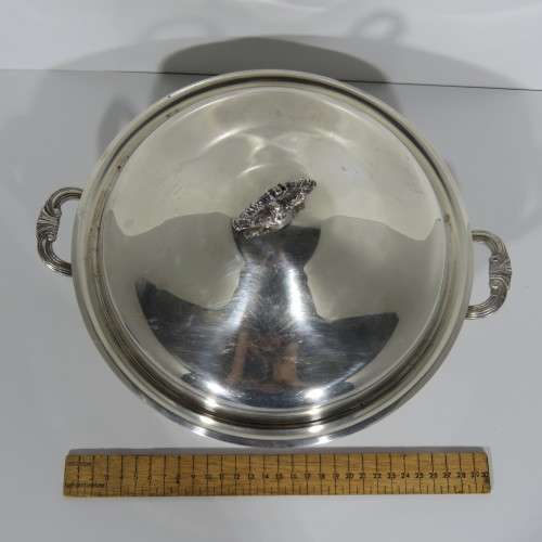 Vintage silverplated serving dish with lid