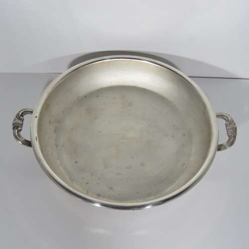 Vintage silverplated serving dish with lid