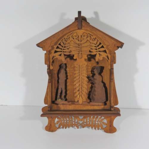 Antique wooden fret work wall hanging with swing - Boer war period - Size 29 x 17 cm