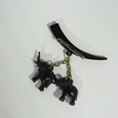 Scottburgh elephant brooch