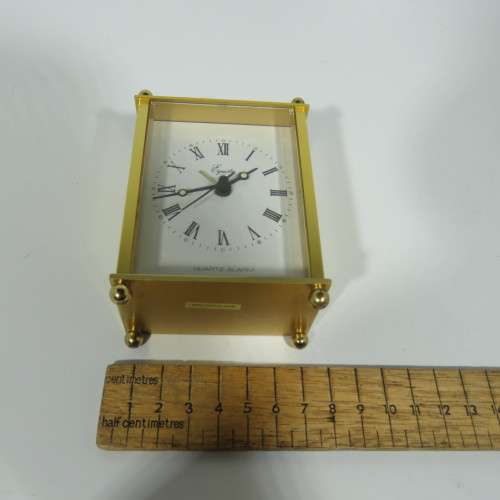 Equity alarm clock quartz - Not working