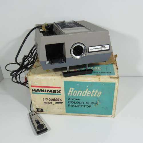 Vintage Hanimex Rondette 35mm color slide projector