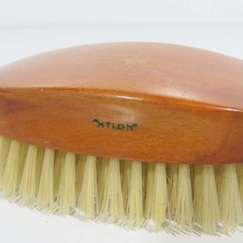 Vintage Nylon brush set in pouch