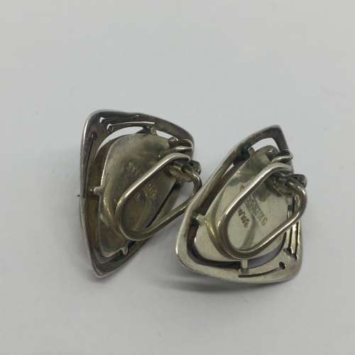 Pair of sterling sliver tigers eye clip-on earrings - weighs 11.3g
