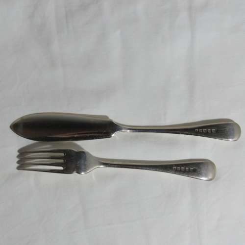 Vintage EPNS fish forks and knives set in case - Case size 22 x 37 cm