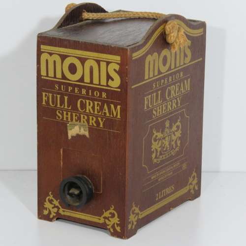 Monis Superior Full cream sherry wooden wine box dumpy - Size 24 x 18 cm