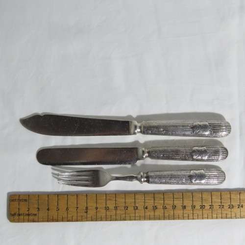Lot of 19 cutlery pieces - Union of South Africa - House of Parliament emblem