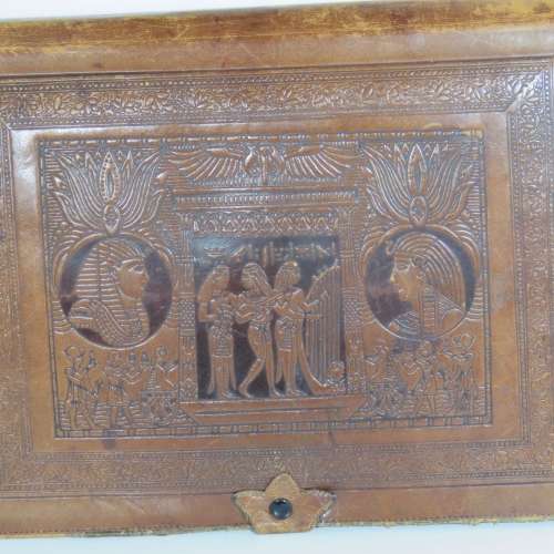 Post WW2 leather document pouch with Egyptian motif - Size 28 x 35 cm