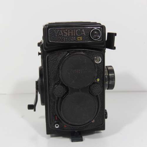 Vintage Yashica Mat-124 G Twin lens reflex camera - Excellent condition