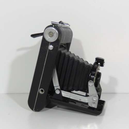 Kodak Vigilant Junior six-20 fold out camera