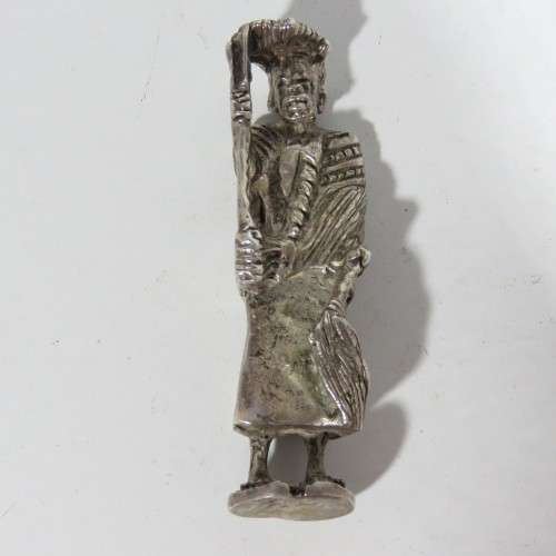 Vintage silverplated copper figurine - Weighs 226grams