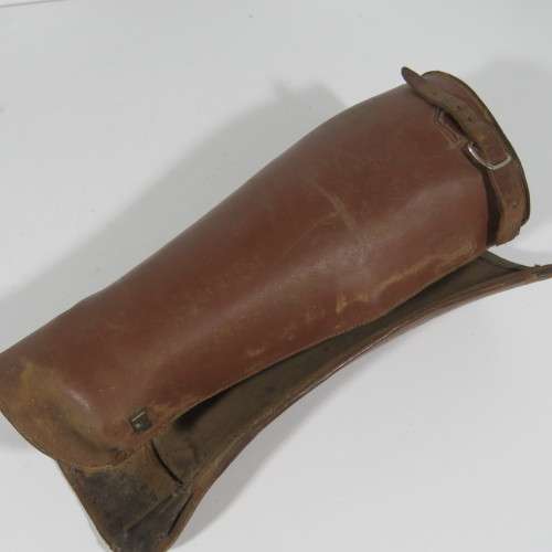 Pair of WW1 British Officer leather puttees - Strap broken - 32cm each