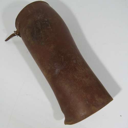 Pair of WW1 British Officer leather puttees - Strap broken - 32cm each
