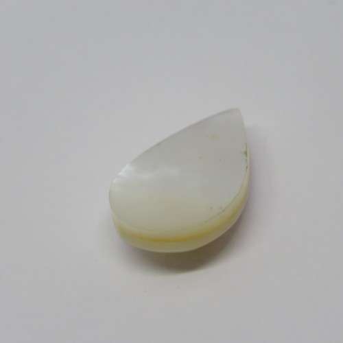 Pear shaped Mabe pearl - 19.3mm x 12.3mm