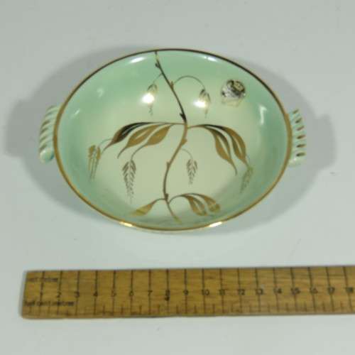 Vintage Flora Plateel Gouda Juweel pattern bowl