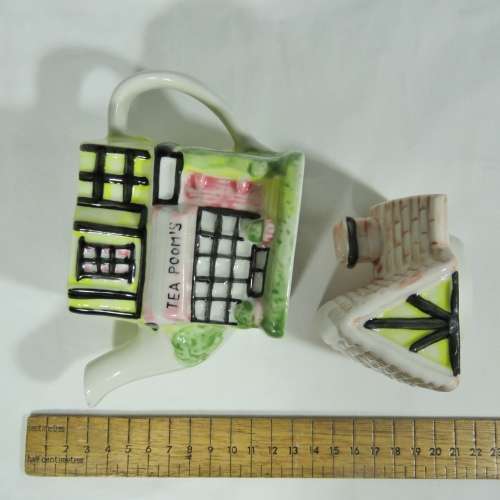 Tea Poom`s kettle in shape of house - Vintage