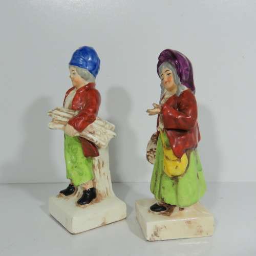 Vintage boy and girl porcelain figurine