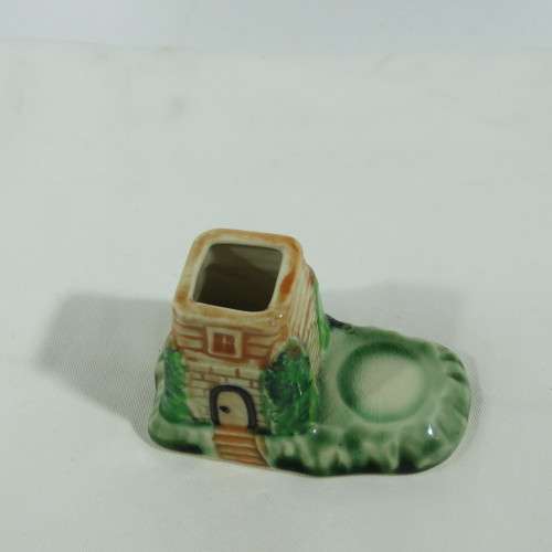 Vintage Windmill shaped salt and pepper shakers