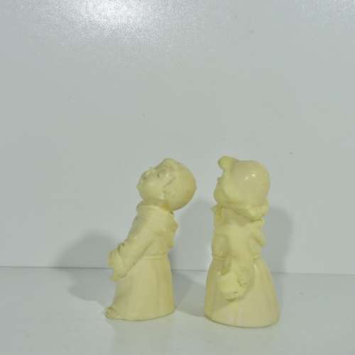 Italian singing children - Pair of resin sculptures
