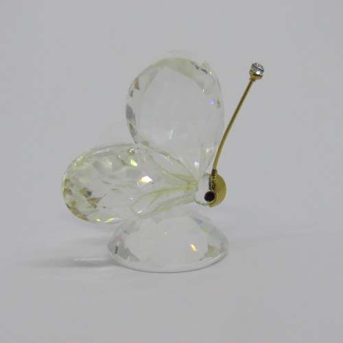 Beautiful Swarovski butterfly - Weighs 20.8 grams