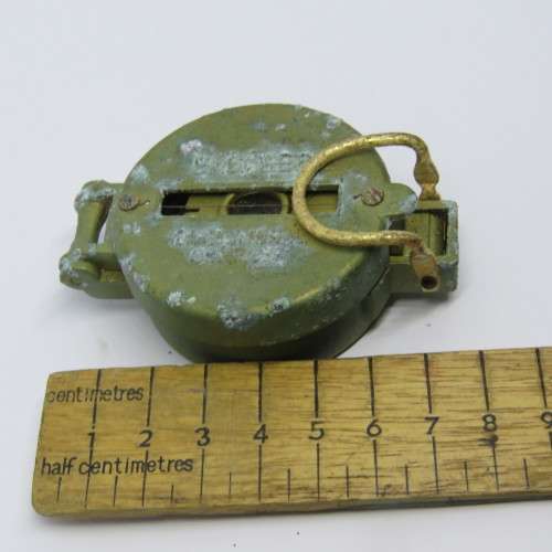 Vintage engineer compass - Case rusted but still working