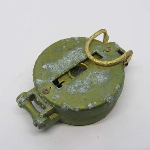 Vintage engineer compass - Case rusted but still working