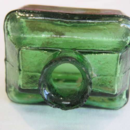 Antique green ink bottle with pen grooves - Rectangular