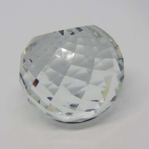 Swarovski SCS annual edition paperweight crystal ball in box