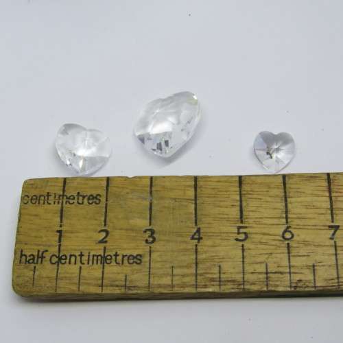 Lot of 25 Swarovski hearts in bag