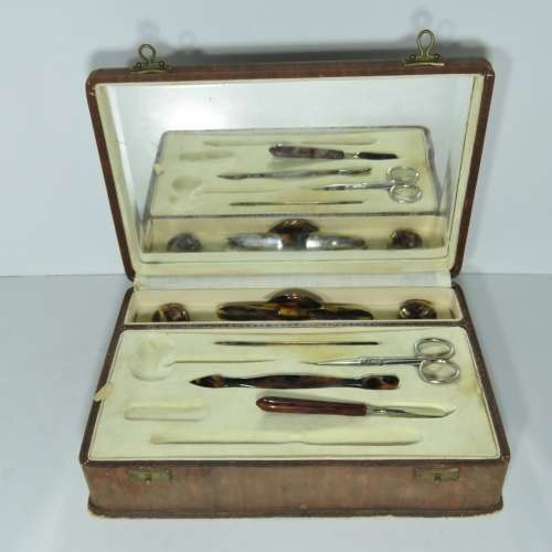 Vintage Faux tortoise shell nail care cleaning kit in case - Some items missing