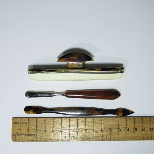 Vintage Faux tortoise shell nail care cleaning kit in case - Some items missing