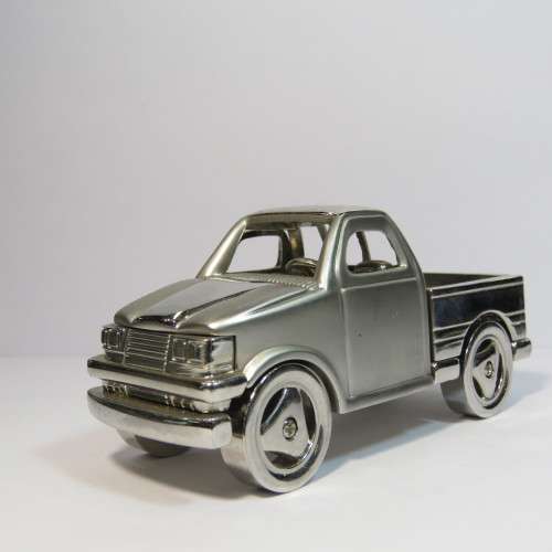 Pickup truck shaped metal desk clock - Needs battery