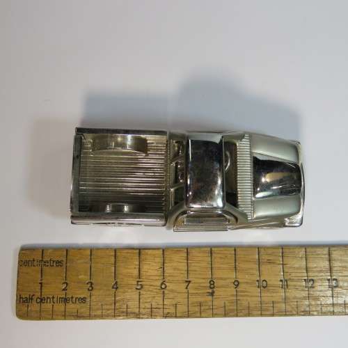 Pickup truck shaped metal desk clock - Needs battery