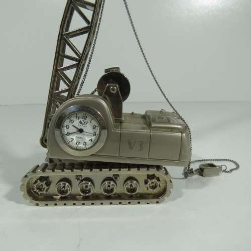 Construction crane metal model desk clock - Needs new battery