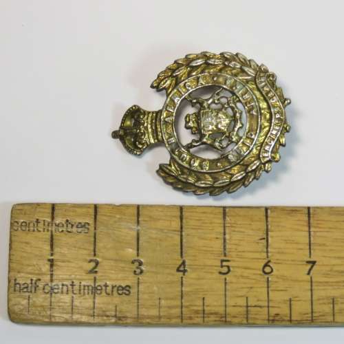 South Africa Engineers cap badge - Lead cast - One lug