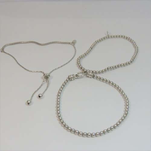 Lot of 3 sterling silver bracelets - Weighs 12.1g