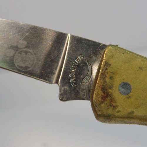 Frontier Double Eagle USA pocket knife with leather pouch - Clip of pouch is broken