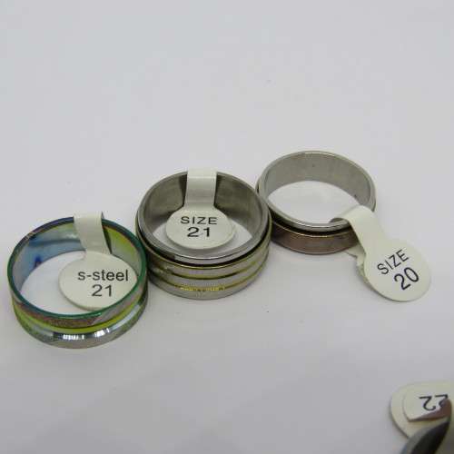 Lot of 14 stainless steel costume jewellery rings