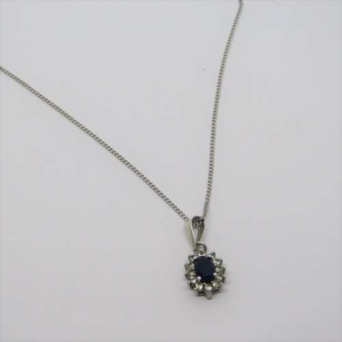 Sterling silver necklace with blue stone pendant - Weighs 2.0grams - Size: 26cm