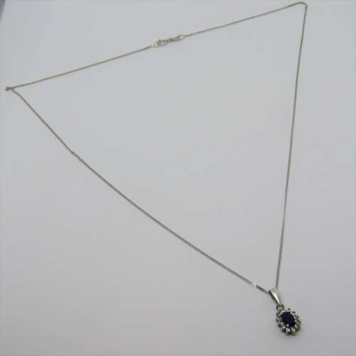 Sterling silver necklace with blue stone pendant - Weighs 2.0grams - Size: 26cm