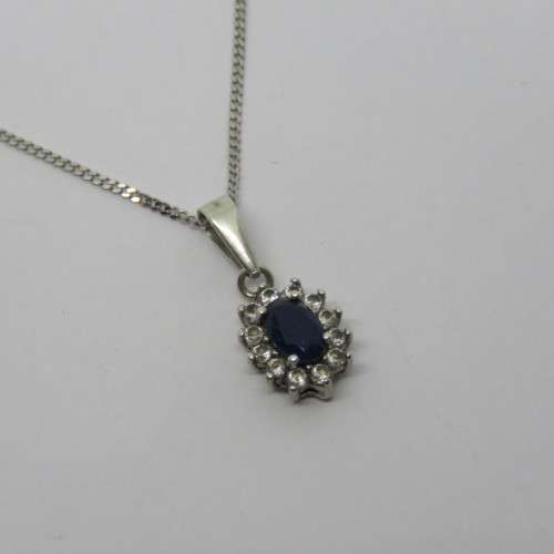 Sterling silver necklace with blue stone pendant - Weighs 2.0grams - Size: 26cm