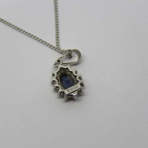 Sterling silver necklace with blue stone pendant - Weighs 2.0grams - Size: 26cm